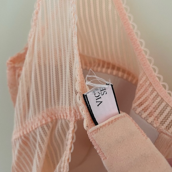 Lace Coral/Pink Body Suit - Picture 3 of 4